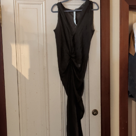 Elegant nwot Jaga Sz 2 Dark Olive Sheer Silk Sleeveless Dress